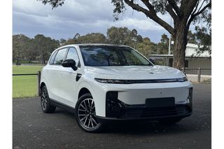 2025  Leapmotor B10 Style SUV (White) New Car Thumbnail