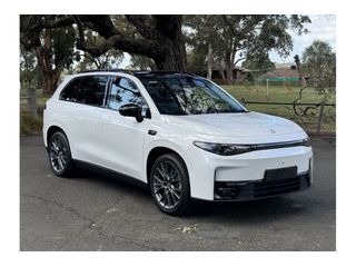 2025  Leapmotor C10 REEV Ultra Hybrid Design SUV (White) New Car Thumbnail